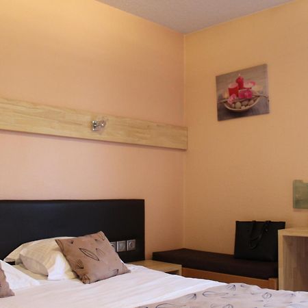 Hotel Melodie Bellignat Bagian luar foto