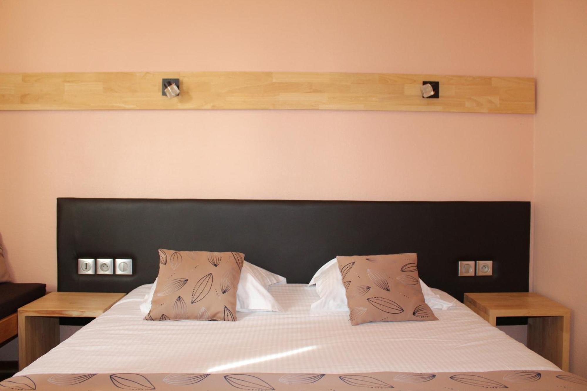 Hotel Melodie Bellignat Bagian luar foto