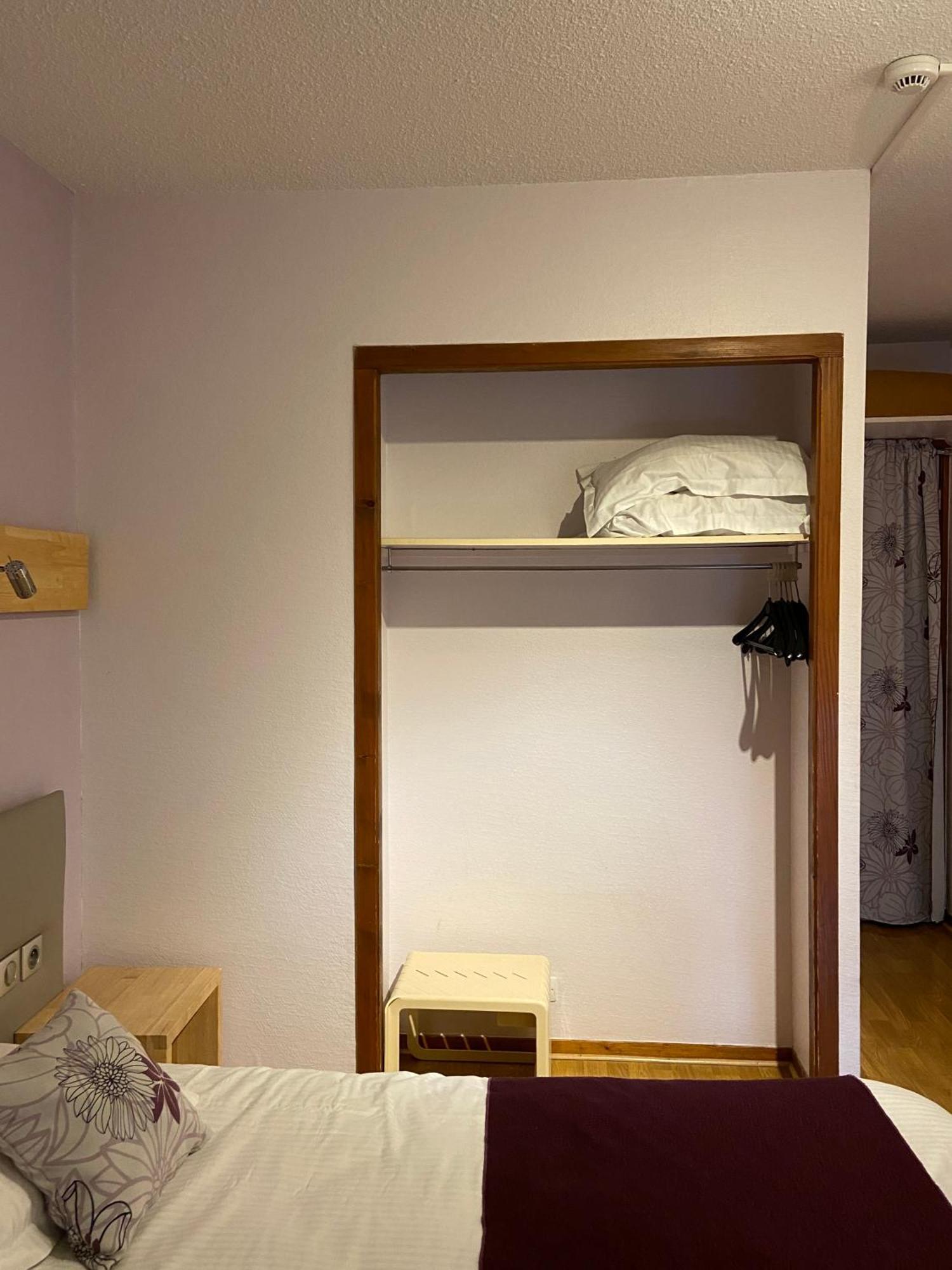 Hotel Melodie Bellignat Bagian luar foto