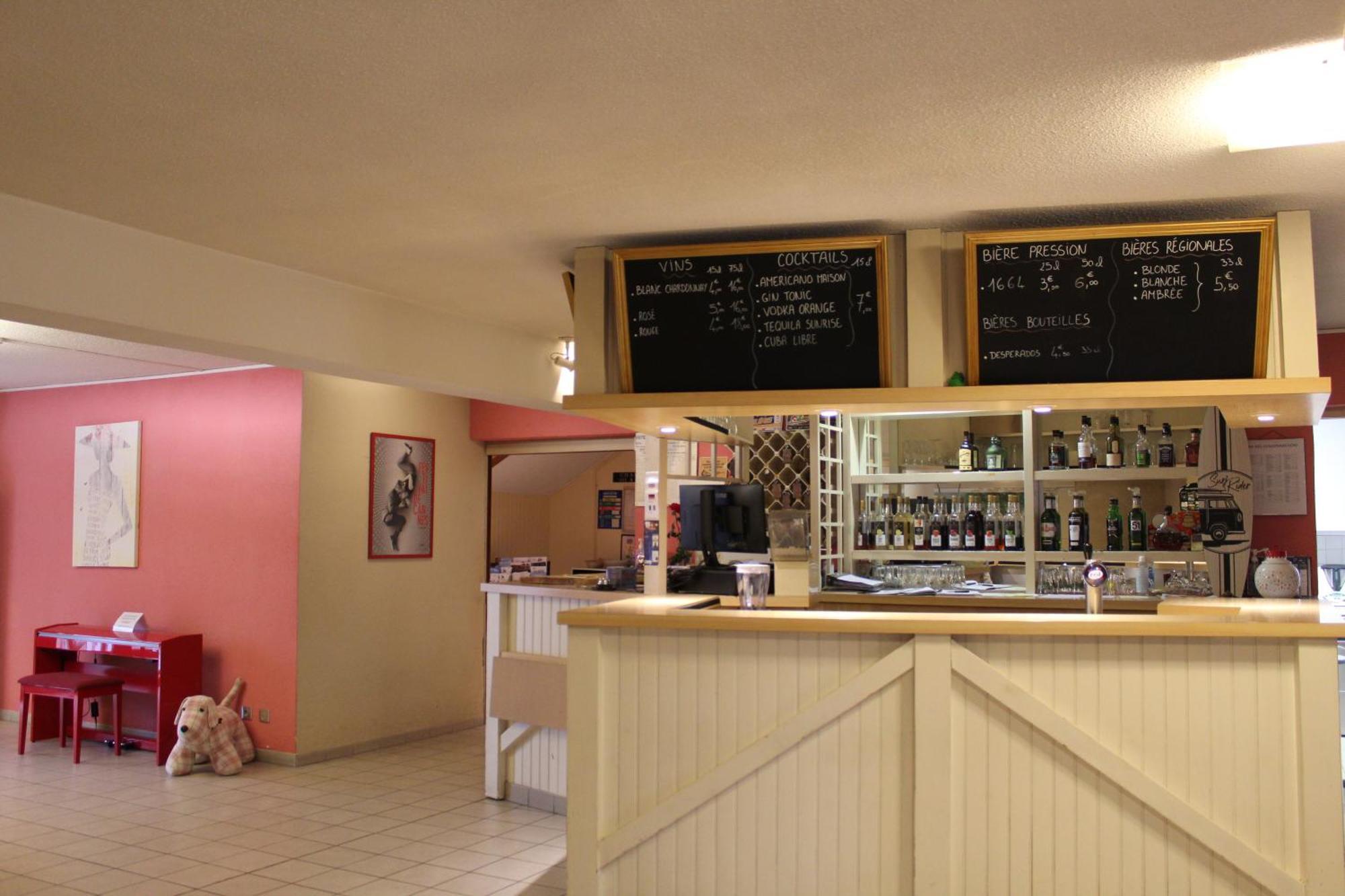Hotel Melodie Bellignat Bagian luar foto
